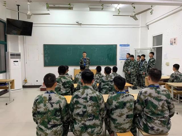 学习虽苦，但他们却乐在其中，det365手机版学子的日常