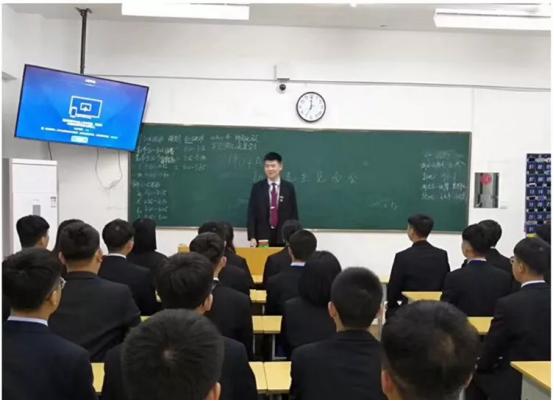 学习虽苦，但他们却乐在其中，det365手机版学子的日常