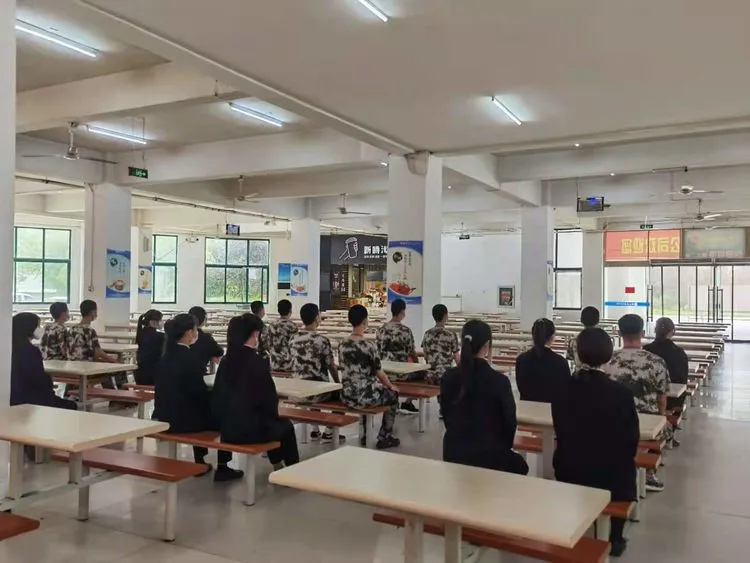 det365举办2021年秋季开学疫情防控应急处置工作实战演练